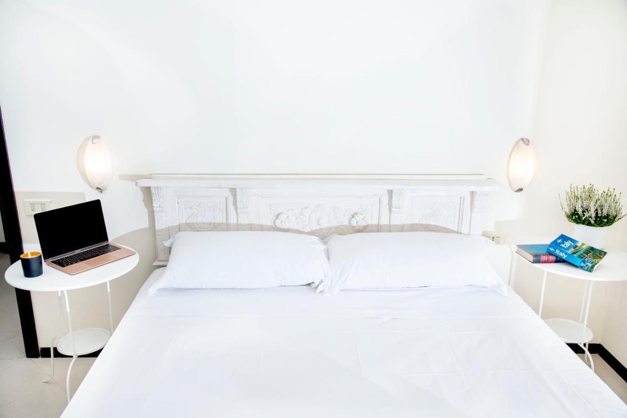 Central Apartment - Walk To Navona - Full Kitchen - Fast Wi-Fi & A-C Apartment